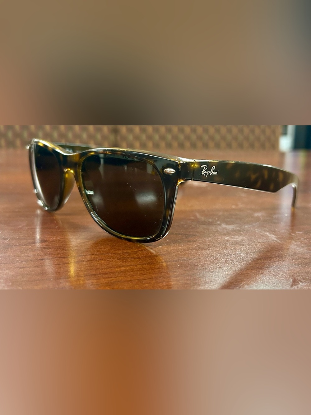 Men’s Ray Bans sunglasses